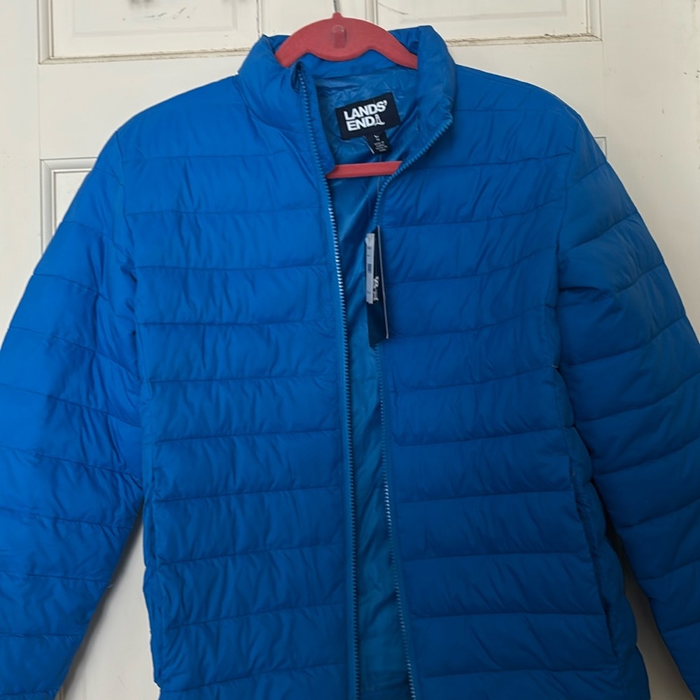 NWT. Land’s End blue puffer. Size 14.